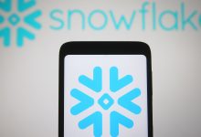 Snowflake Stock Rose 10% After Strong Earnings Growth. Is it a Buy?