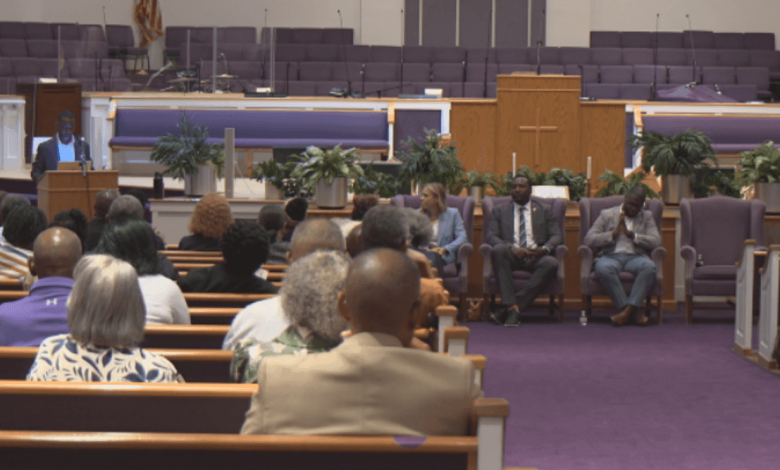 Columbia voters attend Men’s Day political forum ahead of November election Columbia voters attend Men’s Day political forum ahead of November election
