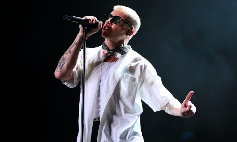 Macklemore pledges m in tour earnings to Palestinian groups | Human Rights News Macklemore pledges m in tour earnings to Palestinian groups | Human Rights News