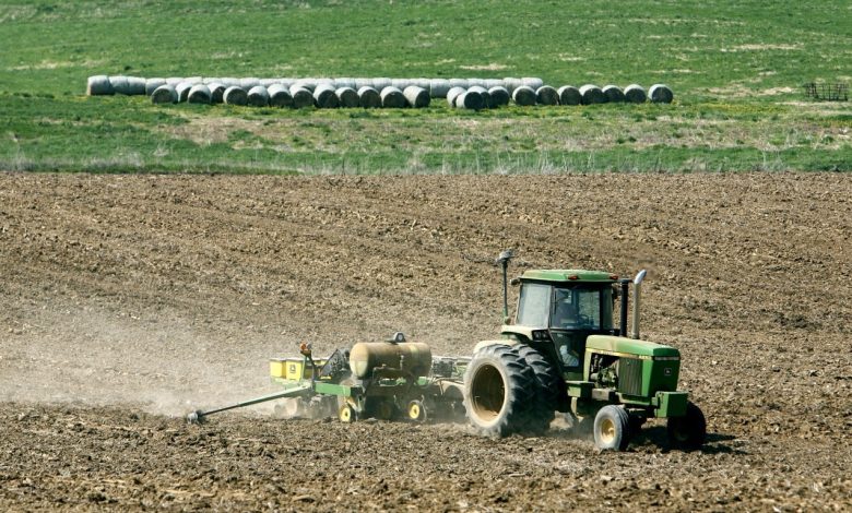 He Planned to Retire From Deere in October 2027. One Day Could Cost Him a ,000 Retirement Bonus. He Planned to Retire From Deere in October 2027. One Day Could Cost Him a ,000 Retirement Bonus.