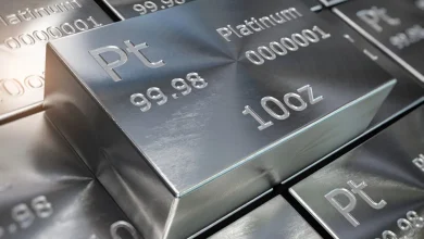 UBS Favors Gold Over Platinum as Market Surplus Grows UBS Favors Gold Over Platinum as Market Surplus Grows