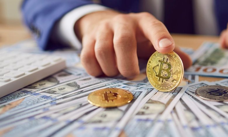 Crypto Stocks Slide as Bitcoin and Ethereum Hold Flat: Circle Internet and Bitmine Fall 4%, Coinbase Drops 3% Crypto Stocks Slide as Bitcoin and Ethereum Hold Flat: Circle Internet and Bitmine Fall 4%, Coinbase Drops 3%