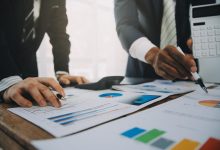 Zimplats Holdings (ASX:ZIM) Slips Amid Pressure Among ASX Mining Stocks