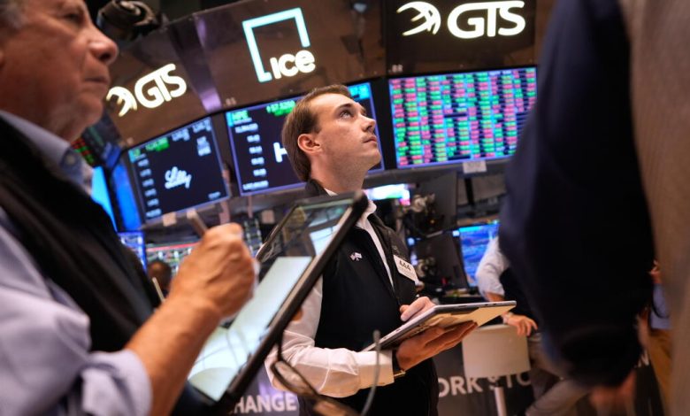 Stocks rally to their best day in 6 weeks after oil prices and bond yields ease Stocks rally to their best day in 6 weeks after oil prices and bond yields ease